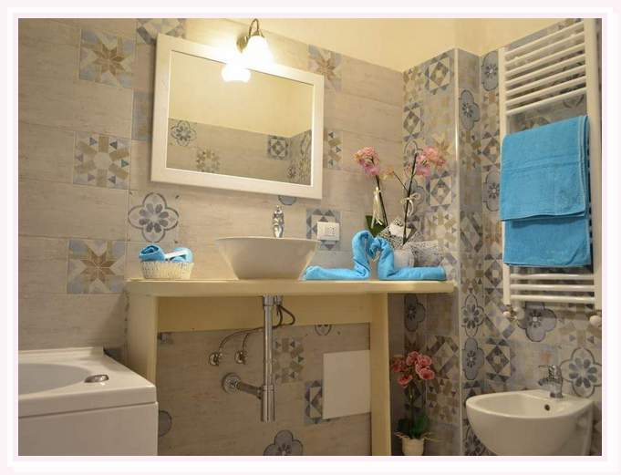 camera-matrimoniale-luna-bed and breakfast-cielididante-conversano-8-bagno-vasca-idromassaggio